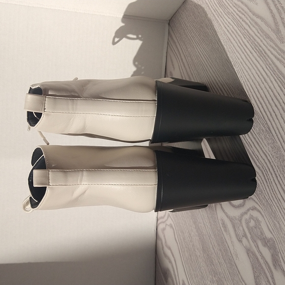 Lacey Ivory Lace-Up Platform Ankle Boots Lightweight Block Heel Size 10M - Picture 8 of 15